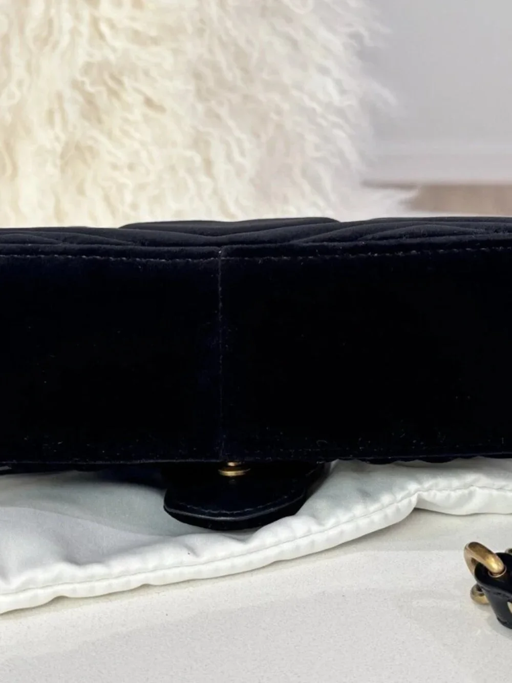 NEW Gucci GG Marmont Matelasse Velvet Small Shoulder Handbag Crossbody Black - Picture 5 of 16